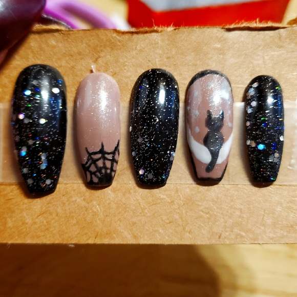 Halloween Glam Bam - Picture 1 of 3